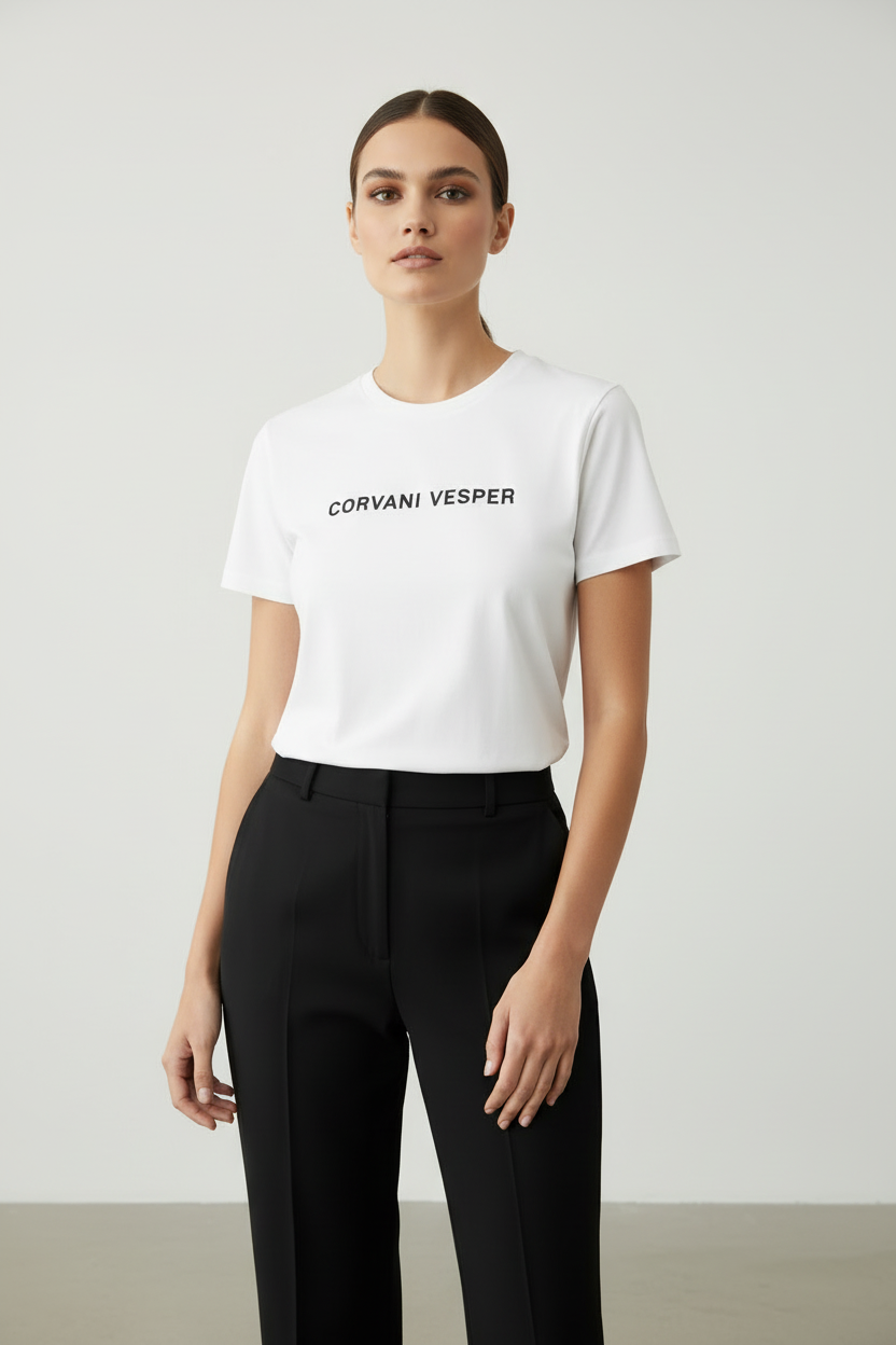 Corvani Vesper Crest Donna white T-shirt showing front view with crest logo, soft cotton fabric, casual fit.
